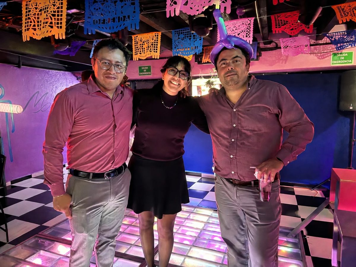 Fabiola, Christian e Isaac en la fiesta